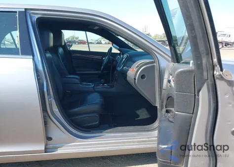 2014 Chrysler 300 из США, поврежденный, VIN 2C3CCAAG6EH200037